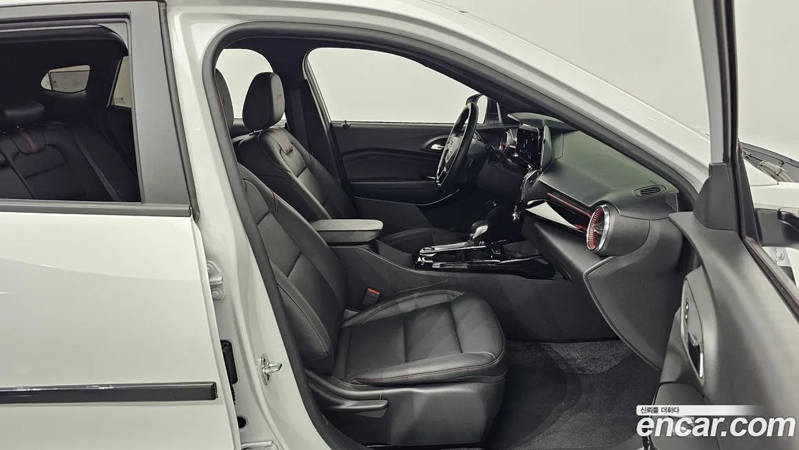 [object Object] Trax 2025 из KR, фото 10