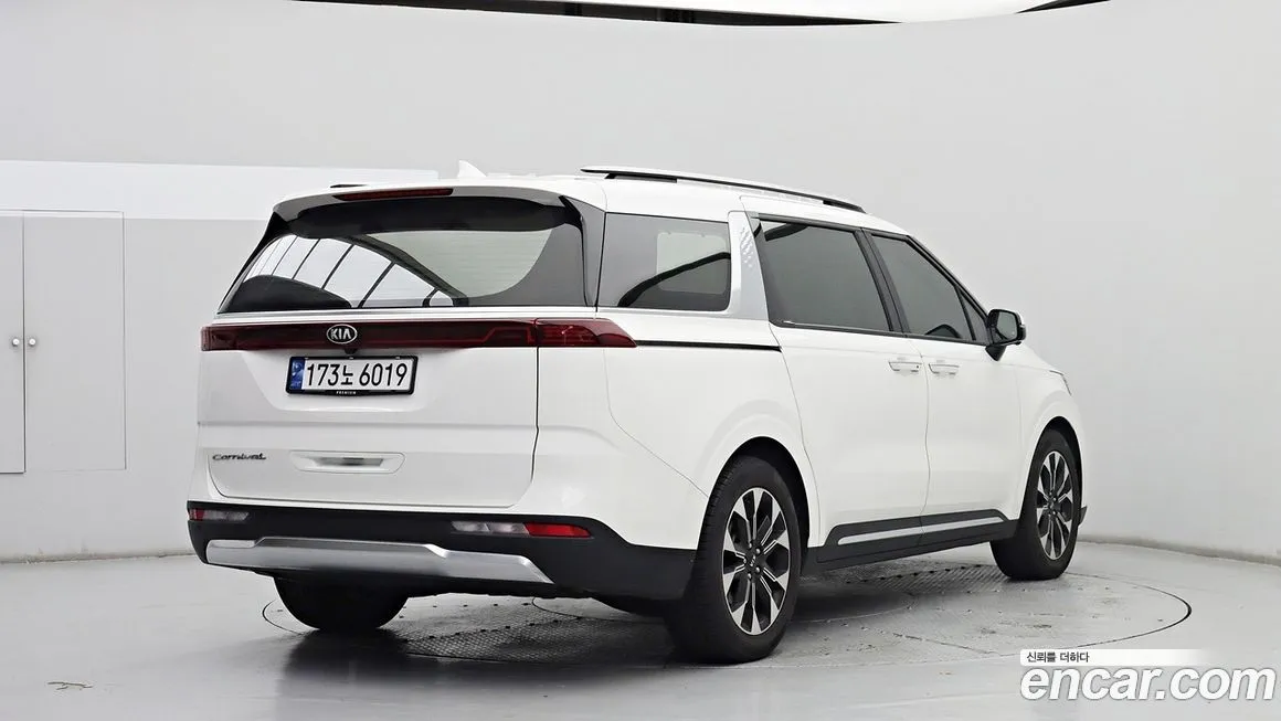 Kia Carnival 2021 из KR, фото 2
