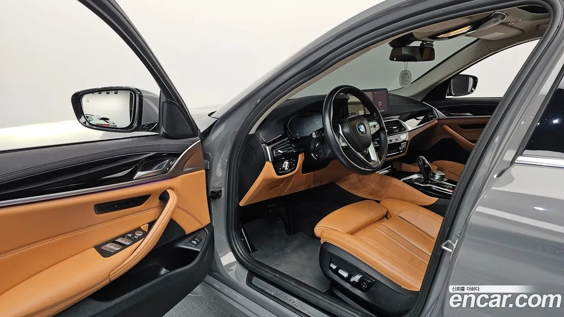 BMW 5-Series 2022 из KR, фото 10