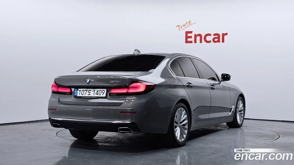 BMW 5-Series 2022 из KR, фото 2