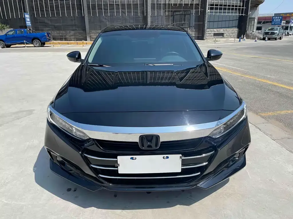 Honda Accord 2023 из CN, фото 2