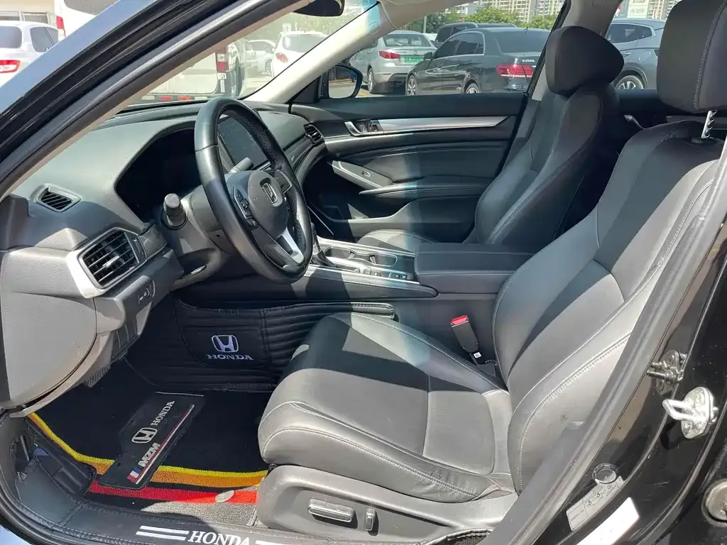 Honda Accord 2023 из CN, фото 4