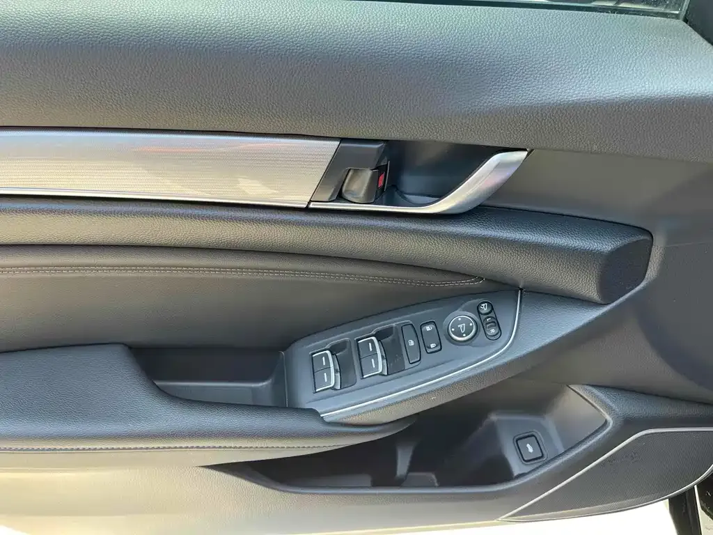 Honda Accord 2023 из CN, фото 6