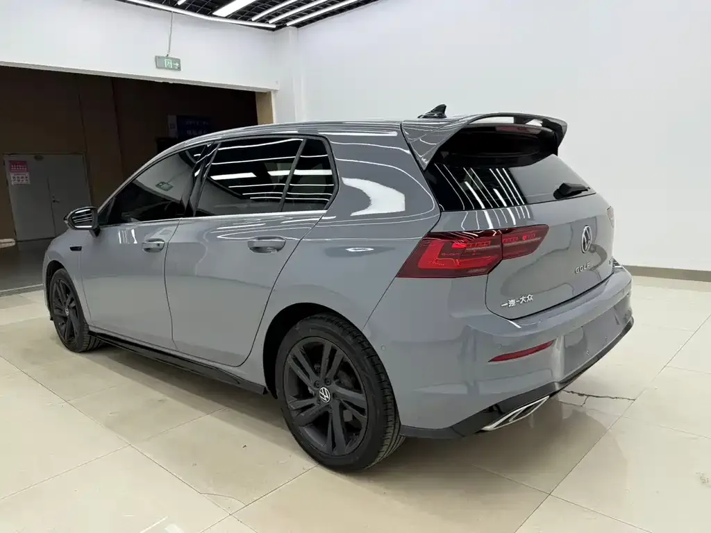 Volkswagen Golf 2022 из CN, фото 3