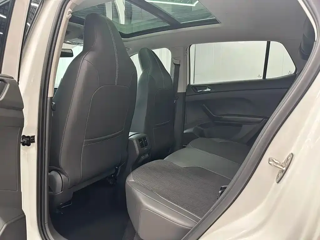 Volkswagen T-Cross 2022 из CN, фото 5