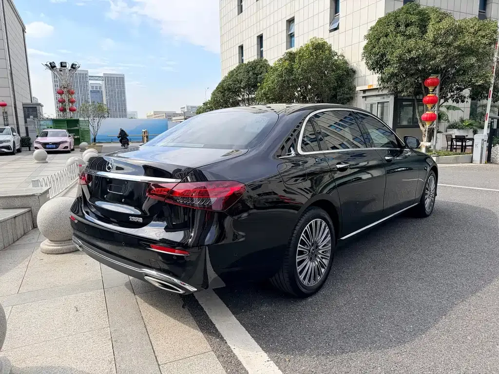 [object Object] E-Class 2023 из CN, фото 5