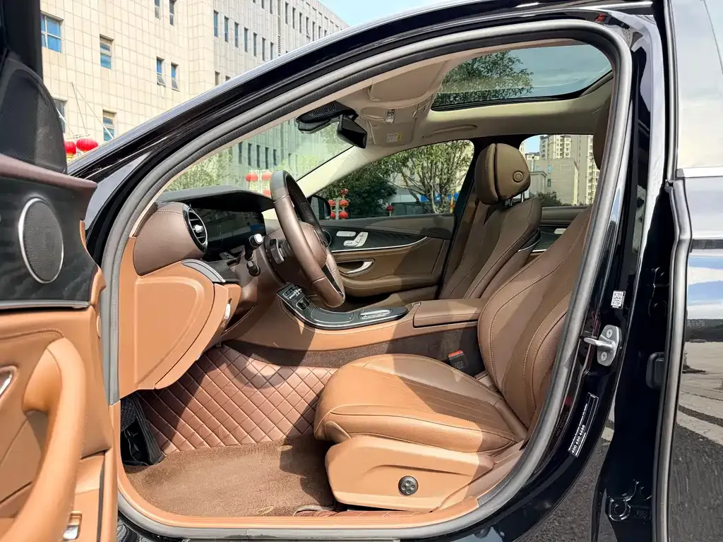 [object Object] E-Class 2023 из CN, фото 9