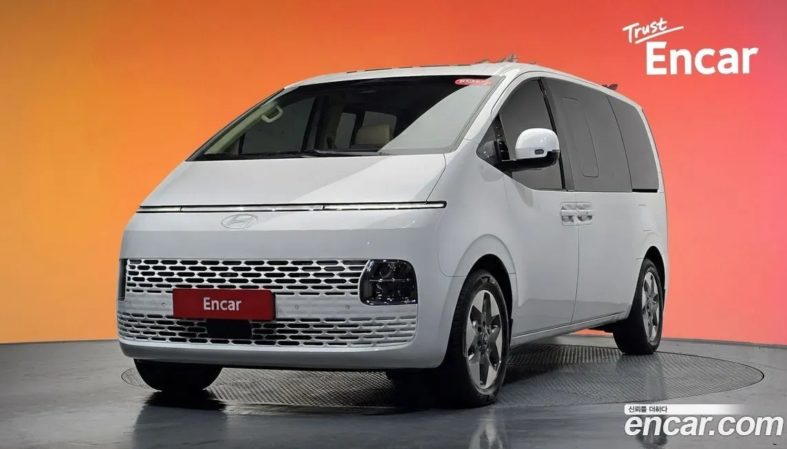 Hyundai Staria 2025 из KR, фото 1