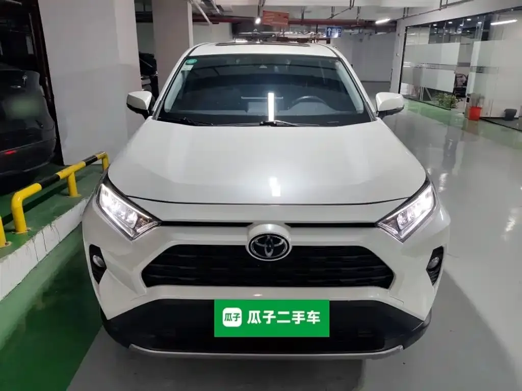 Toyota RAV4 2021 из CN, фото 3