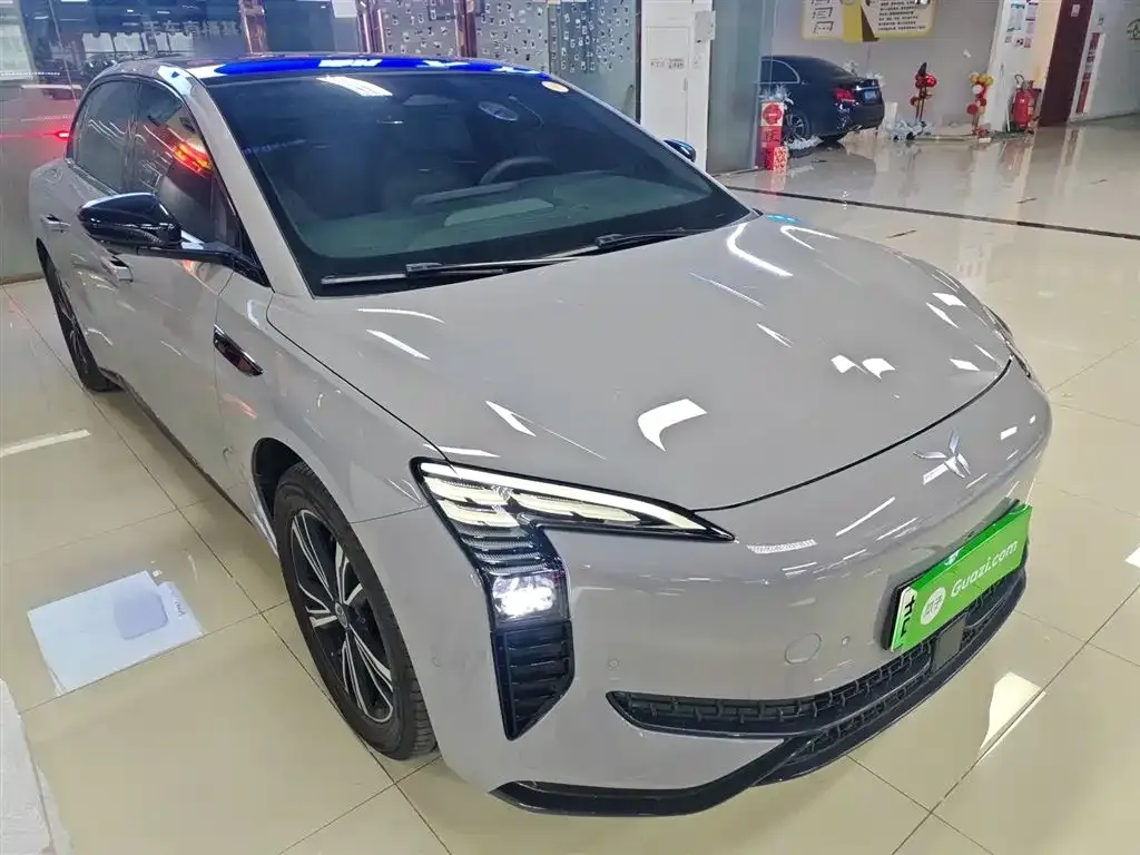 Hongqi EH7 2024 из CN, фото 4