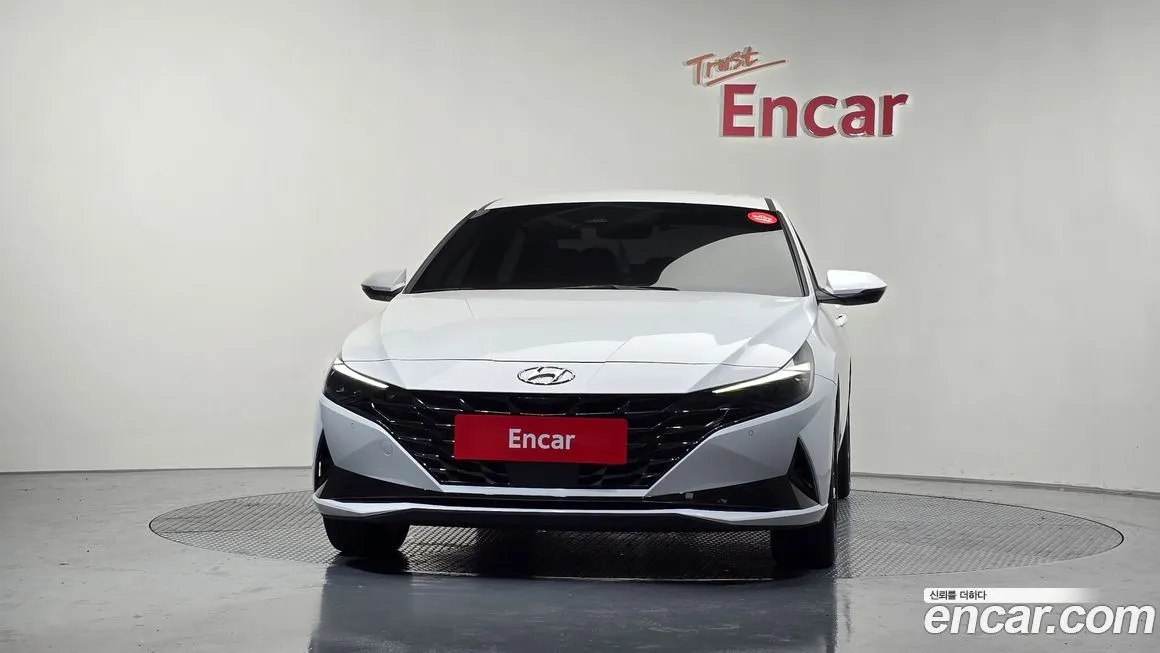 Hyundai AVANTE — фото 3