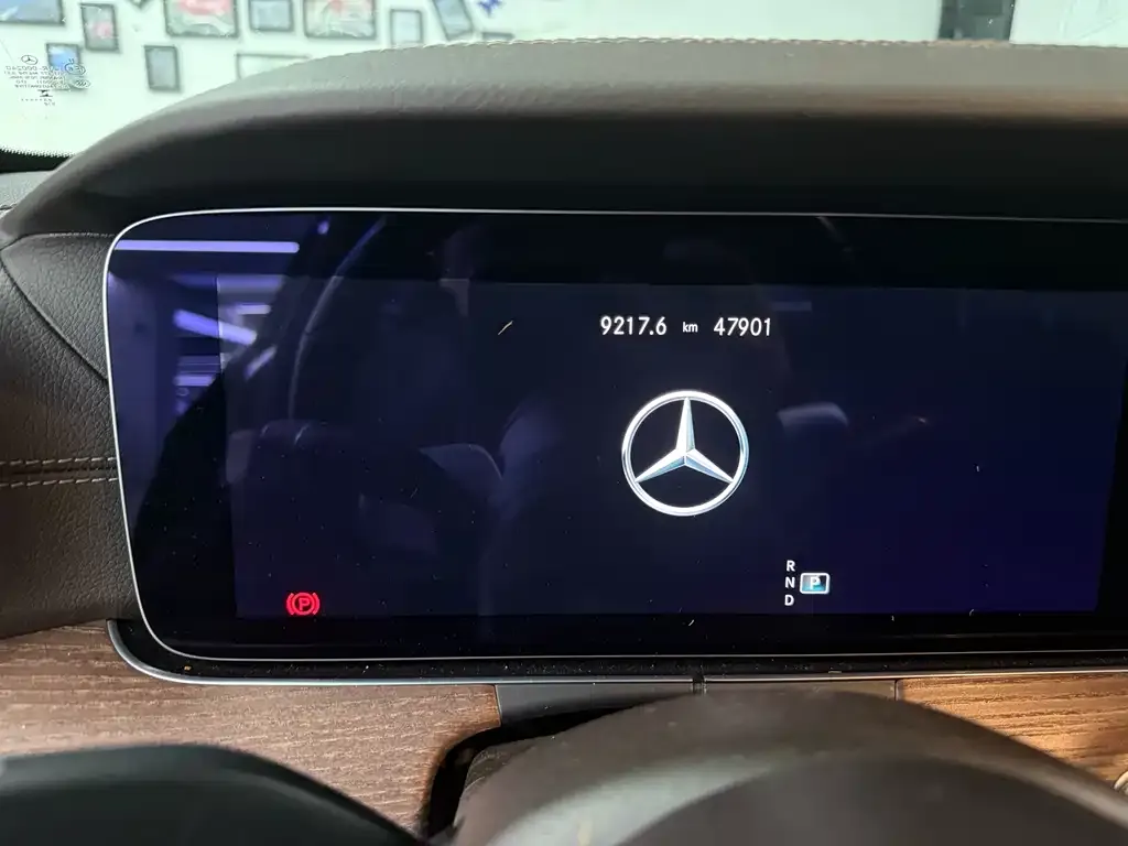 Mercedes-Benz E-Class 2023 из CN, фото 2