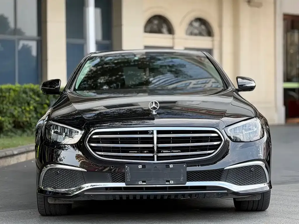Mercedes-Benz E-Class 2023 из CN, фото 3