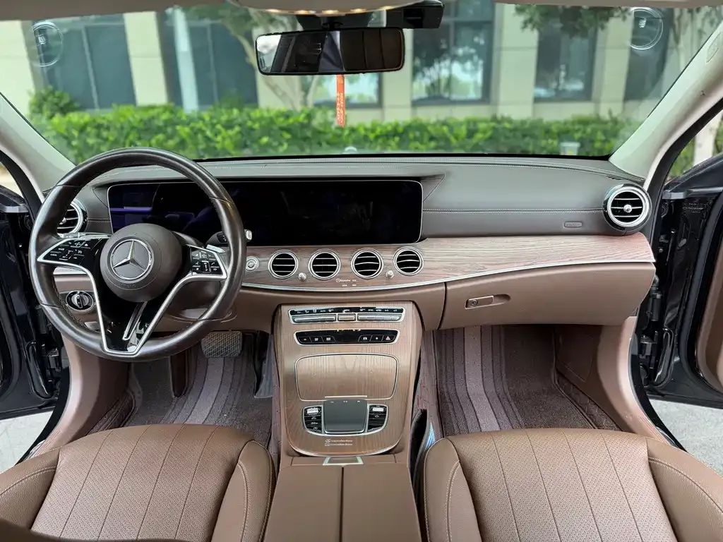 Mercedes-Benz E-Class 2023 из CN, фото 5