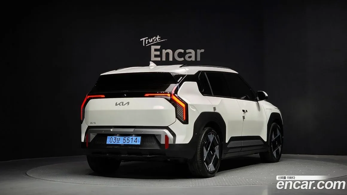 Kia EV3 — фото 2