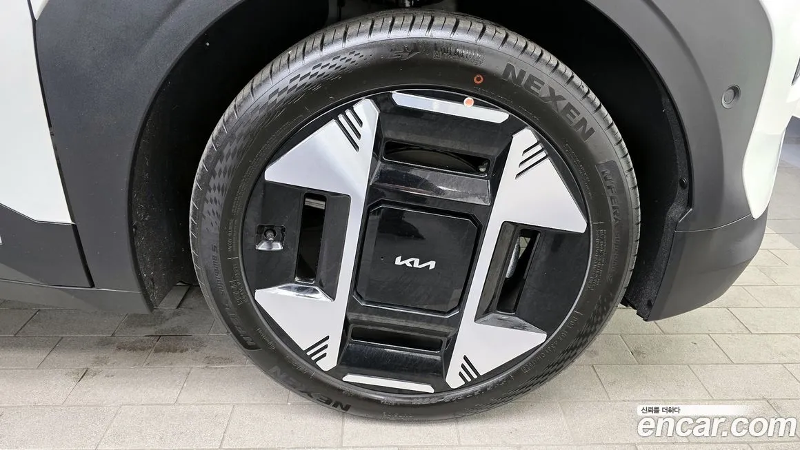 Kia EV3 — фото 5