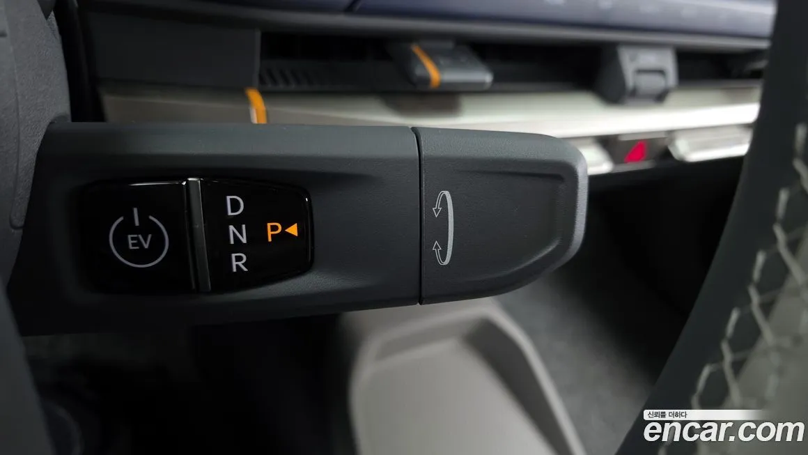 Kia EV3 — фото 9