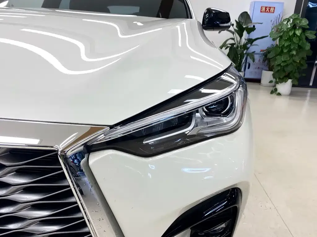Infiniti QX55 2023 из CN, фото 4