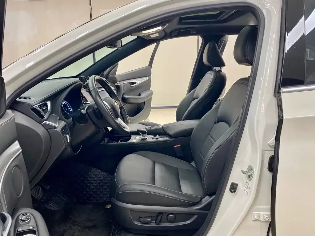 Infiniti QX55 2023 из CN, фото 5