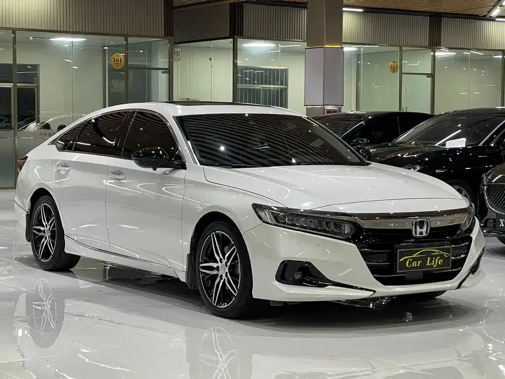 Honda Accord 2022 из CN, фото 2
