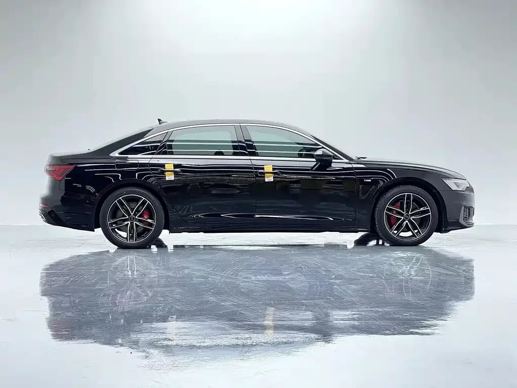 Audi A6L 2021 из CN, фото 9