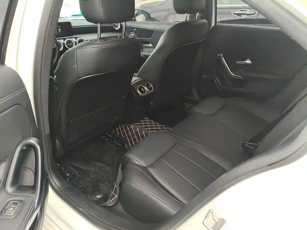 Mercedes-Benz A-Class 2022 из CN, фото 10
