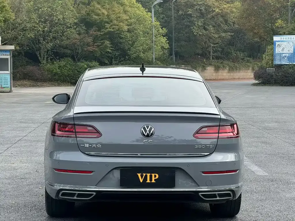 Volkswagen CC 2023 из CN, фото 5