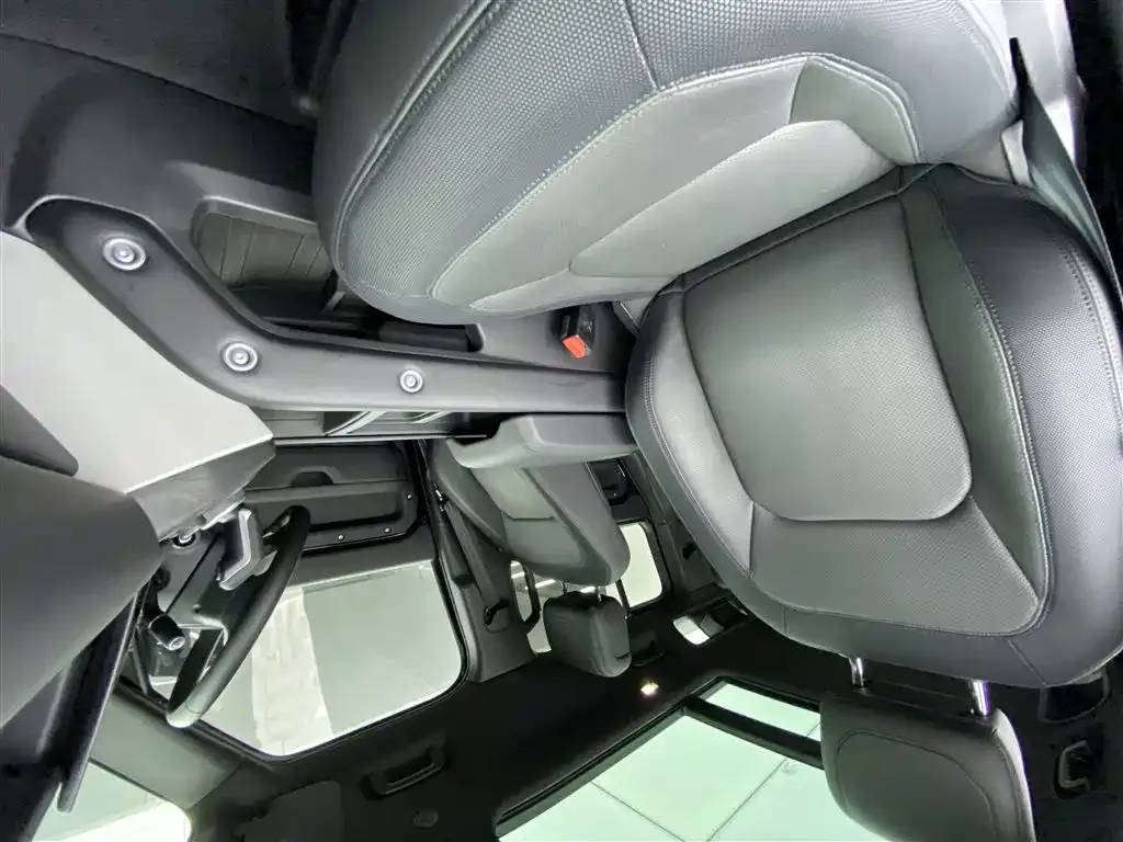 Land Rover Defender 2023 из CN, фото 10