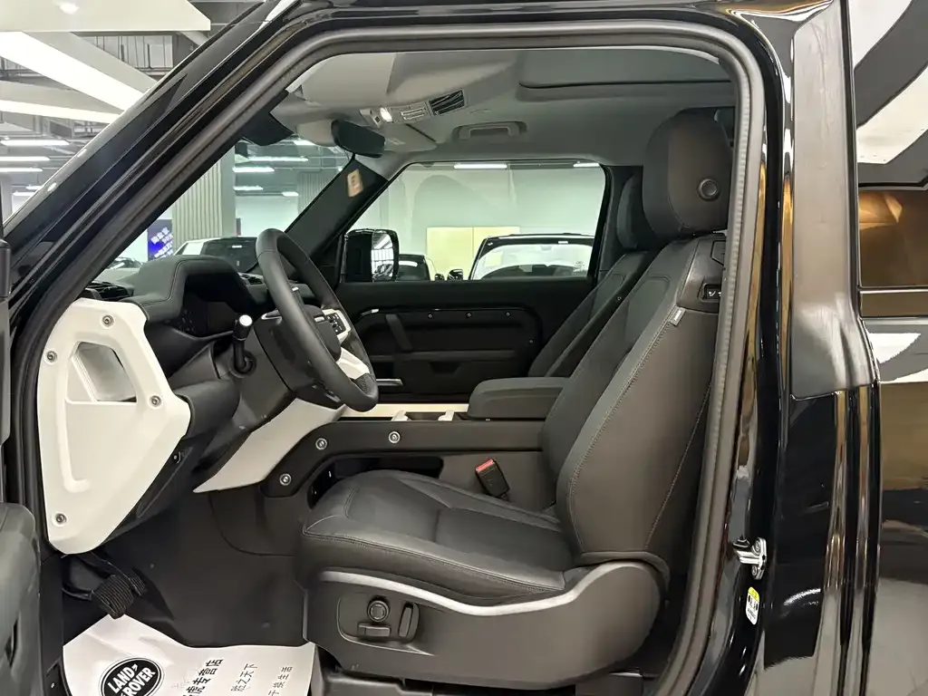 Land Rover Defender 2025 из CN, фото 3