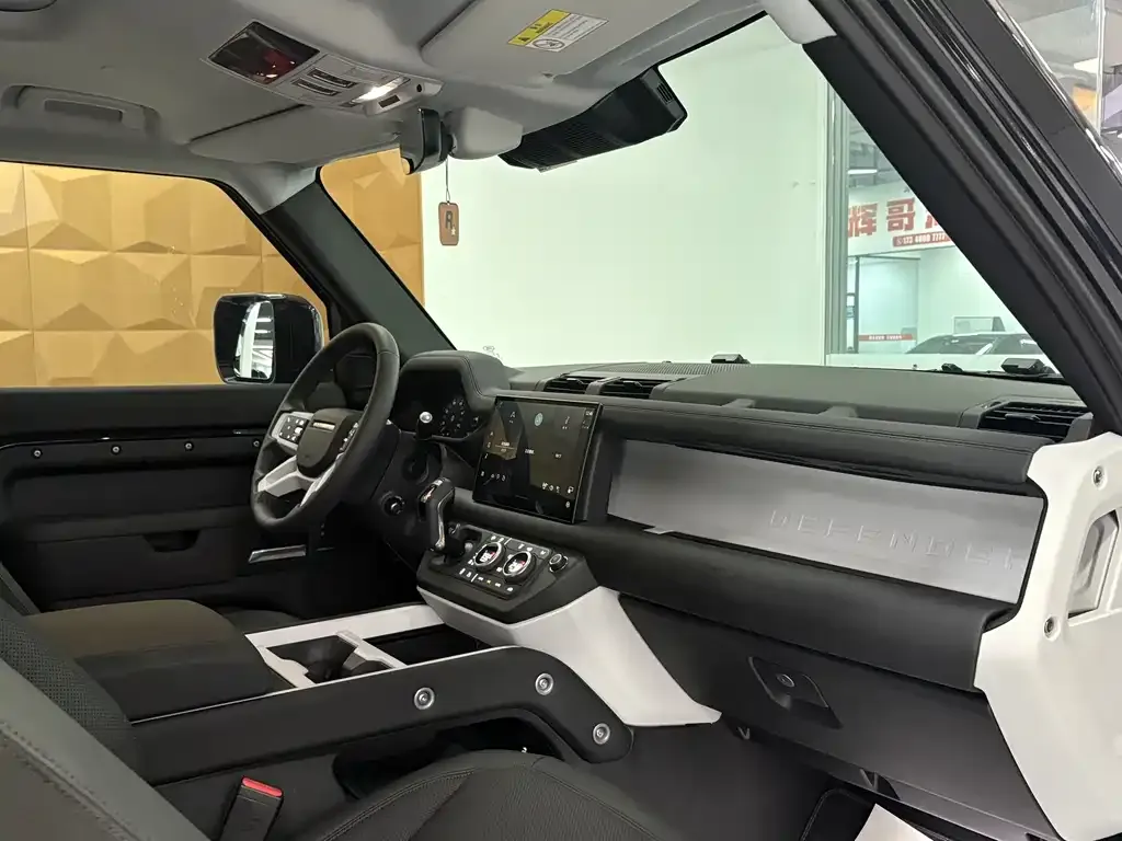 Land Rover Defender 2025 из CN, фото 7