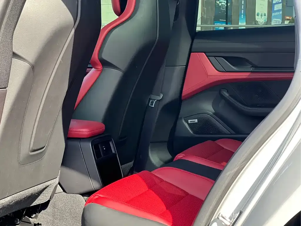 Porsche Taycan 2021 из CN, фото 9