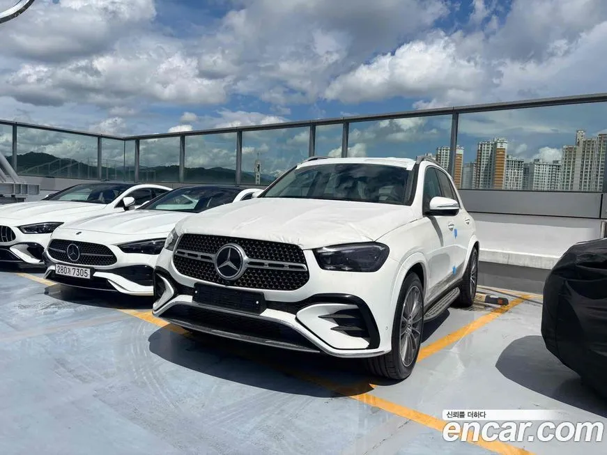 Mercedes-Benz GLE-Class — фото 1