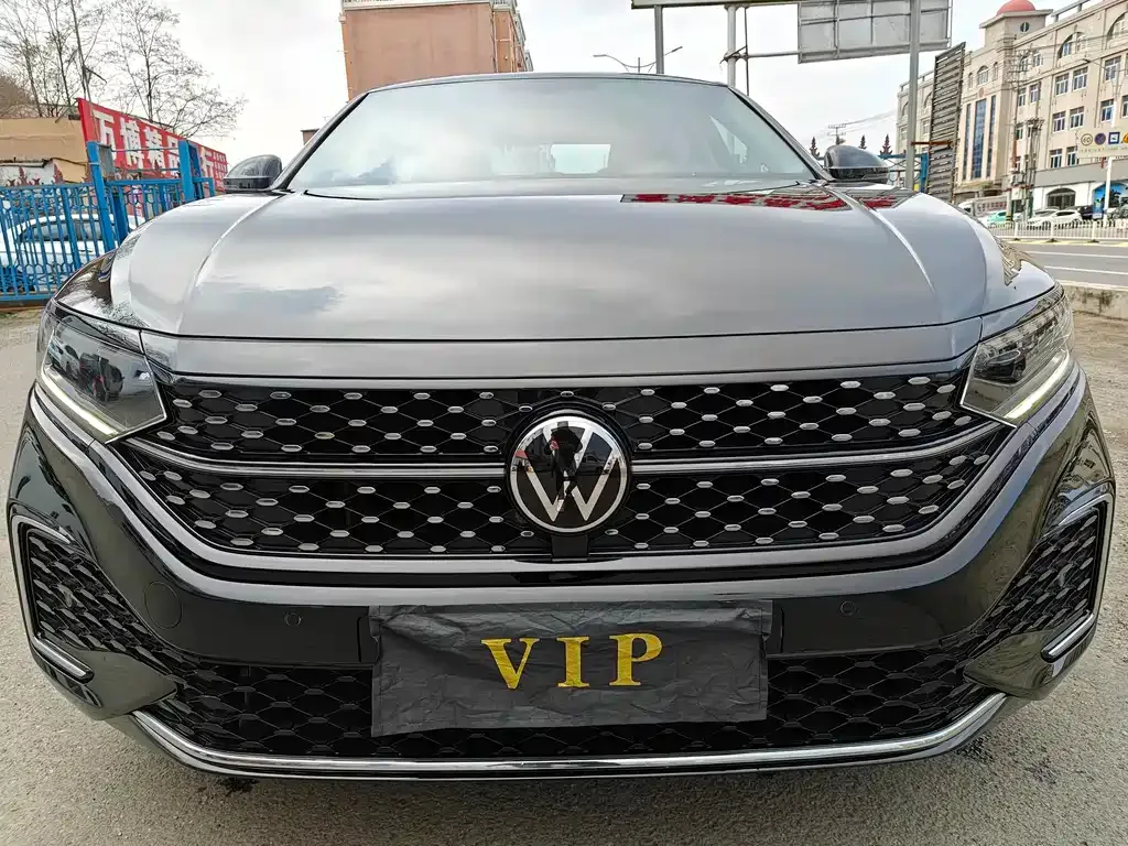 Volkswagen Passat 2022 из CN, фото 2