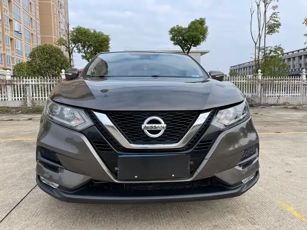Nissan Qashqai 2022 из CN, фото 2