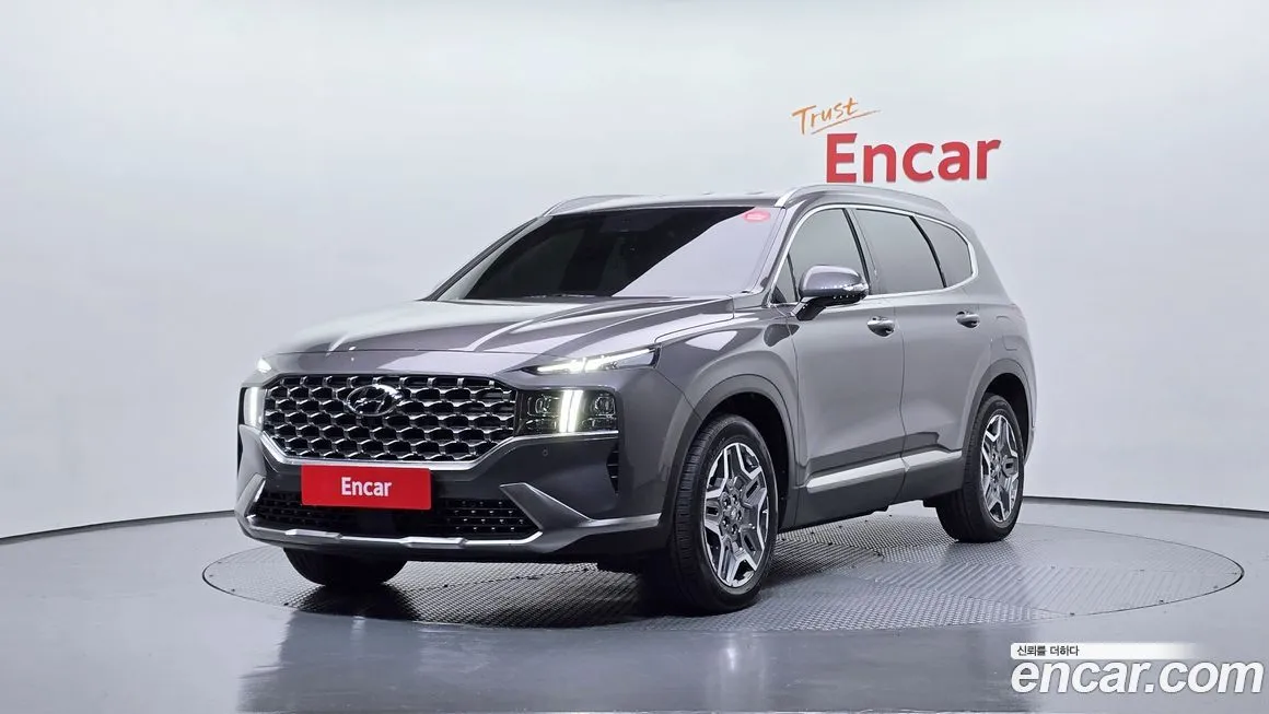 Hyundai Santafe — фото 1