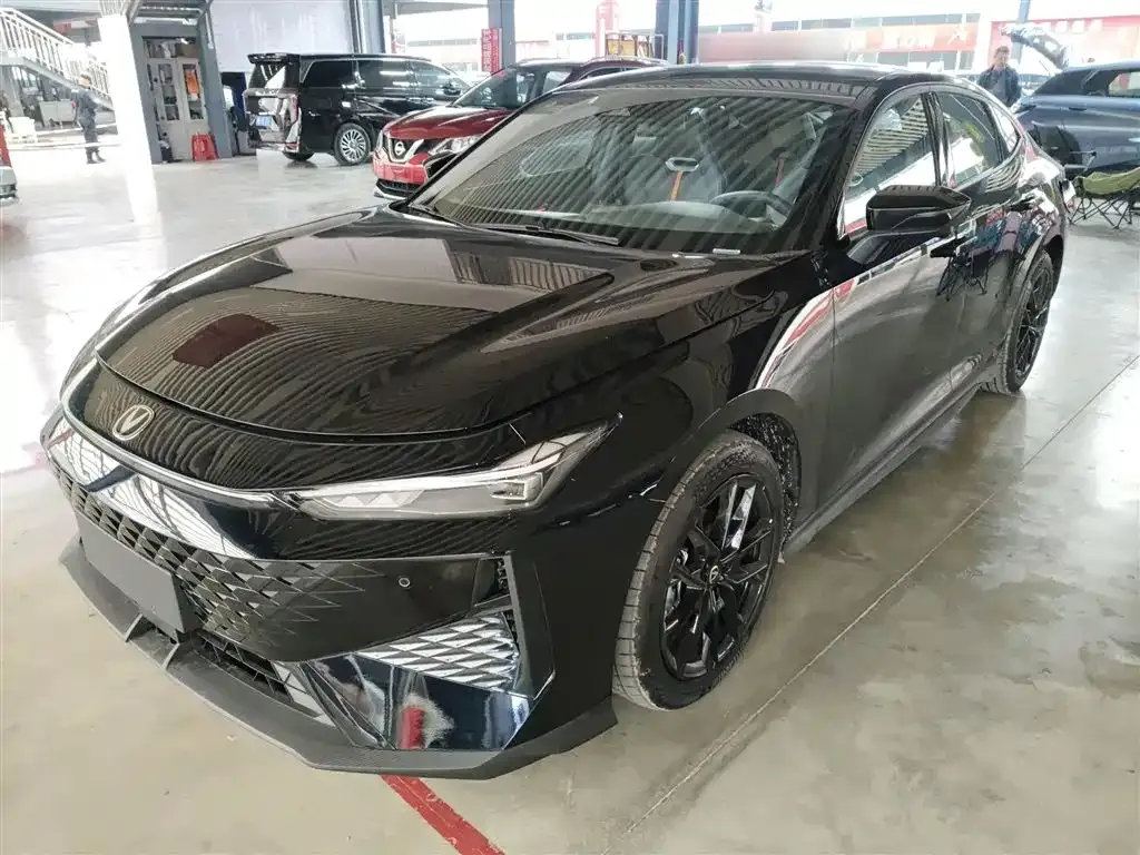 Changan UNI-V 2025 из CN, фото 2