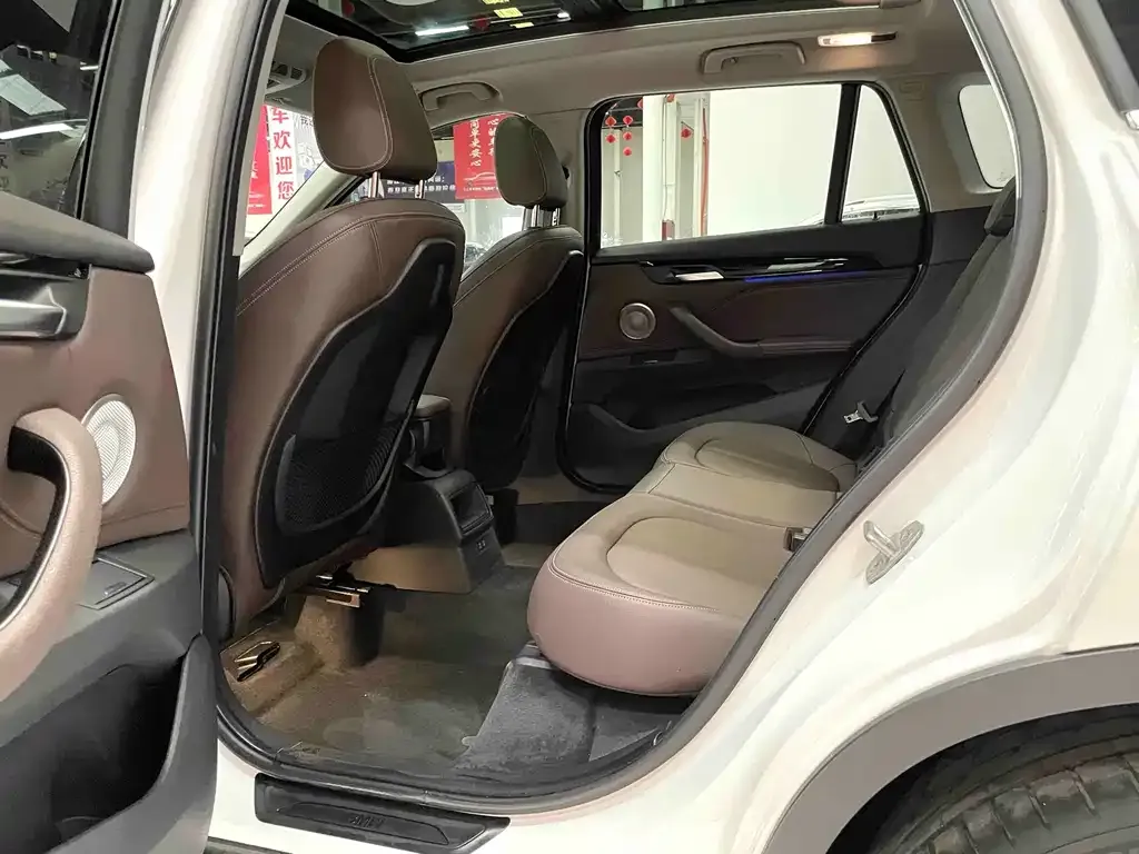 BMW X1 2022 из CN, фото 9