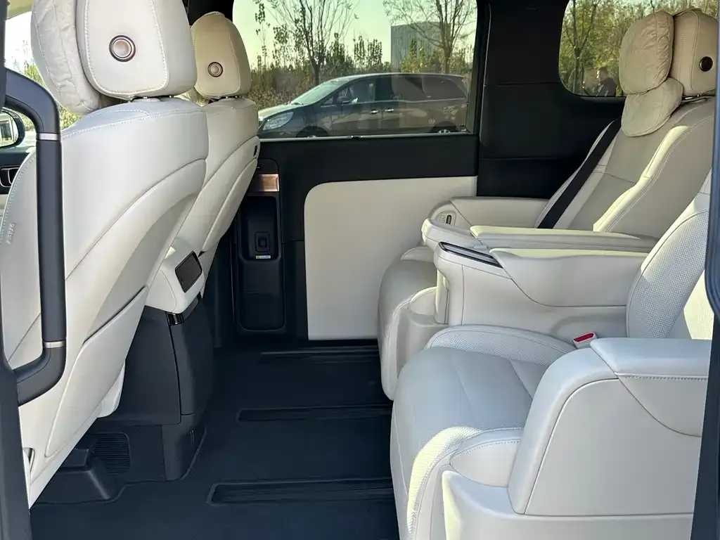 Li Auto MEGA 2025 из CN, фото 9