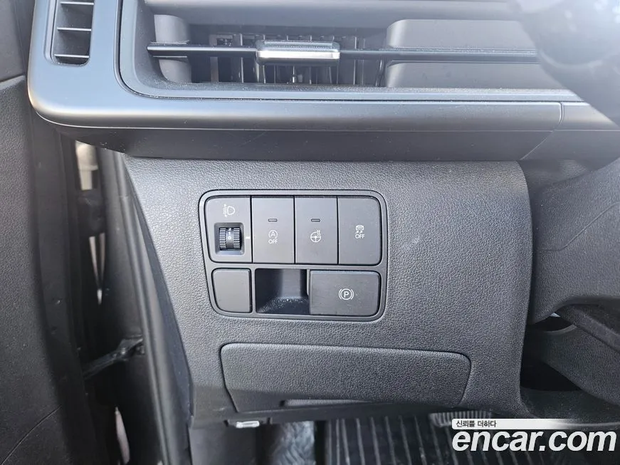 Hyundai Staria — фото 3