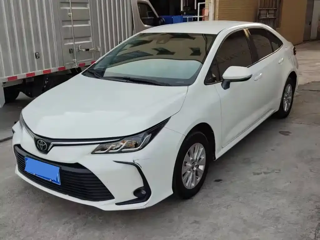 Toyota Corolla 2022 из CN, фото 1