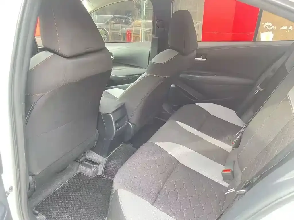 Toyota Corolla 2024 из CN, фото 8