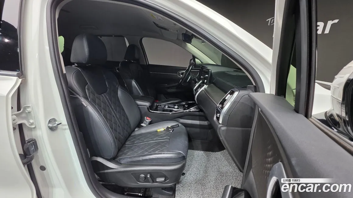 Kia Sorento — фото 10