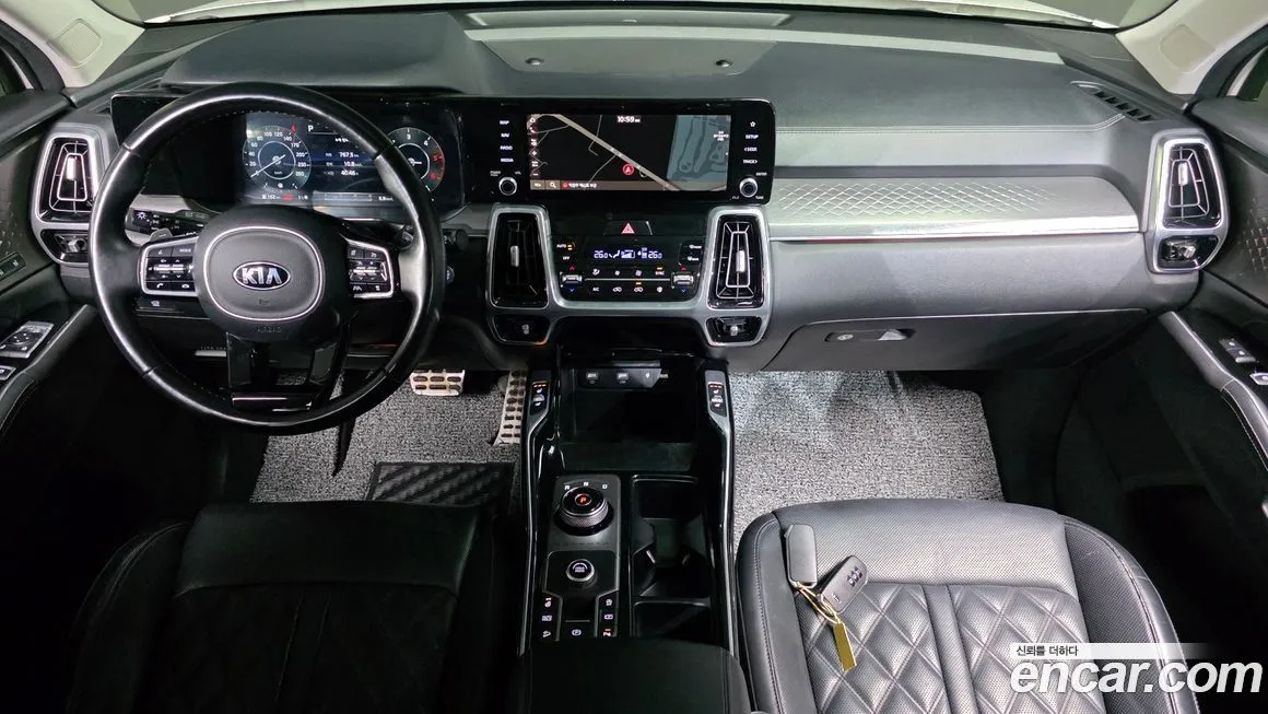 Kia Sorento — фото 7