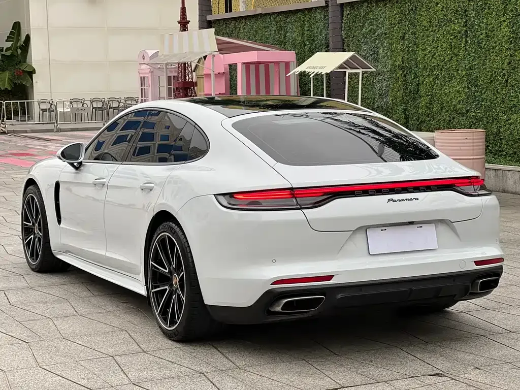 Porsche Panamera — фото 4