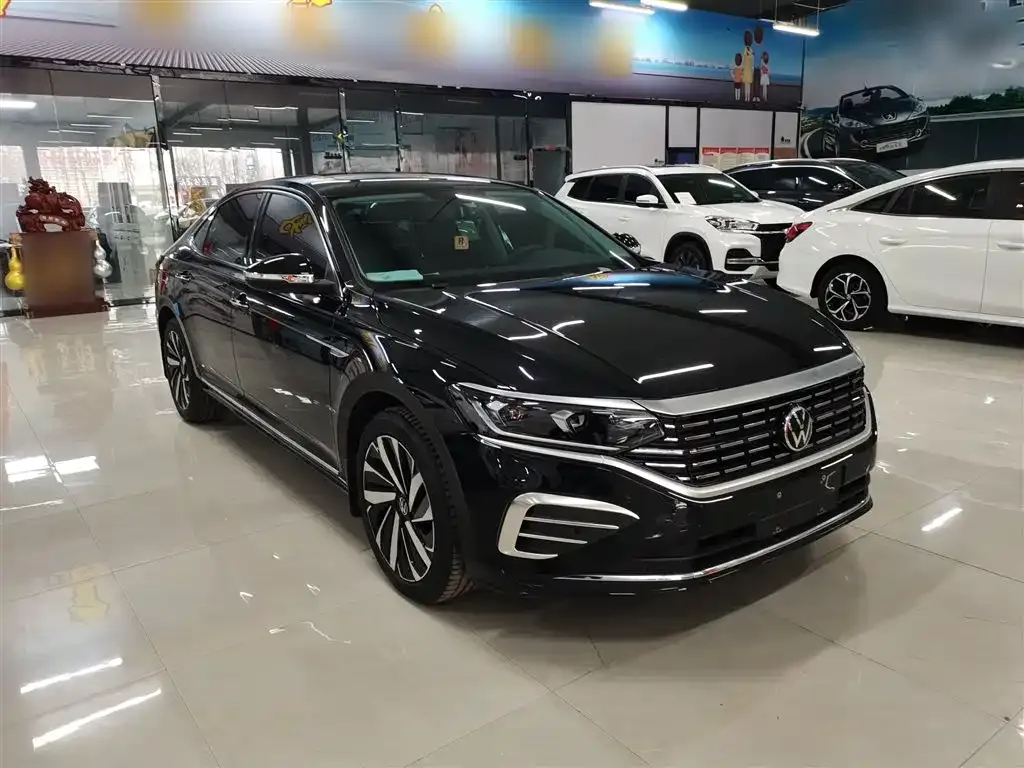 Volkswagen Passat — фото 4