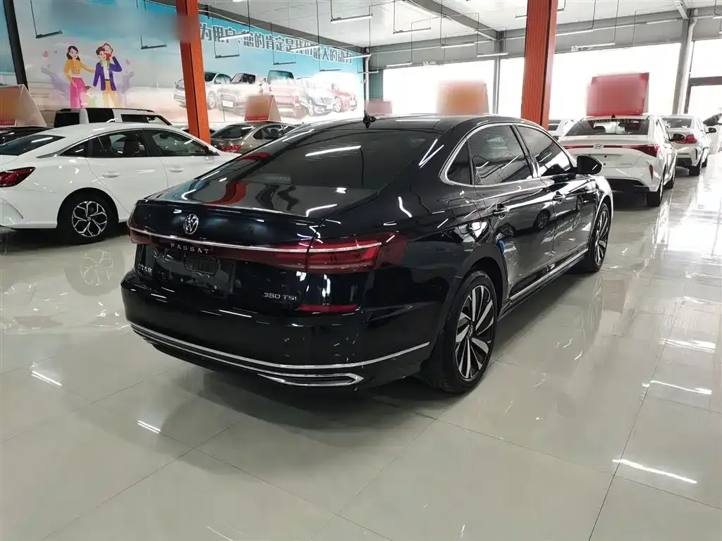 Volkswagen Passat — фото 7