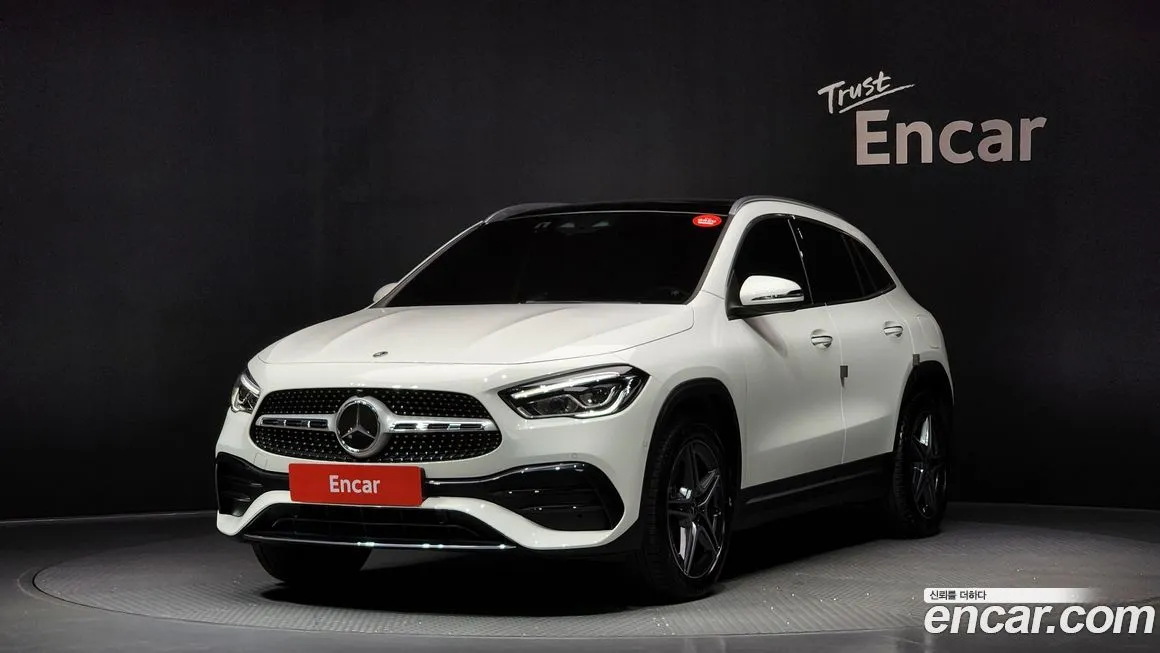 Mercedes-Benz GLA-Class — фото 1
