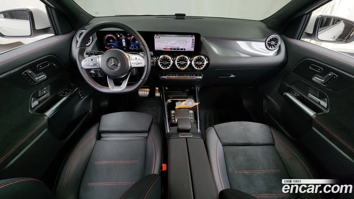 Mercedes-Benz GLA-Class — фото 7