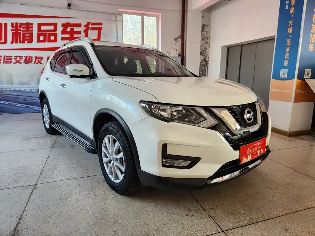 Nissan X-Trail 2023 из CN, фото 2