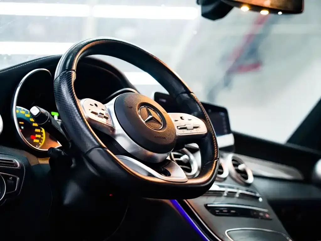 Mercedes-Benz C-Class (Import) — фото 6